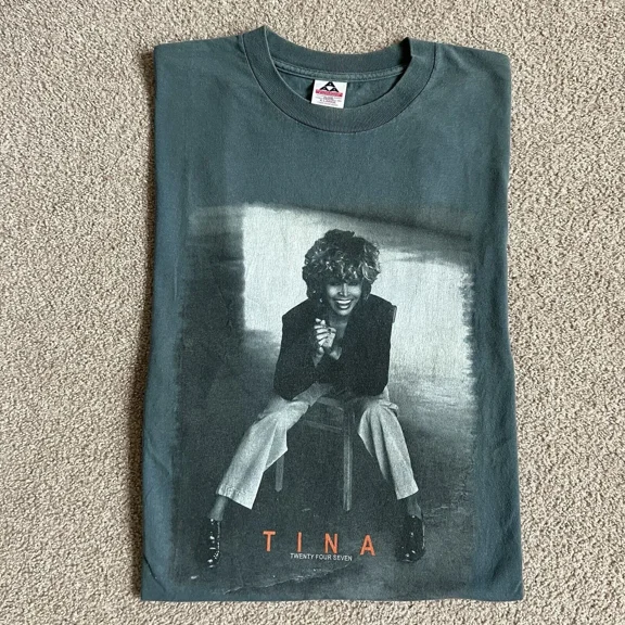 RARE Vintage 2000 Tina Turner Concert Tour charcoal t-shirt QT1793