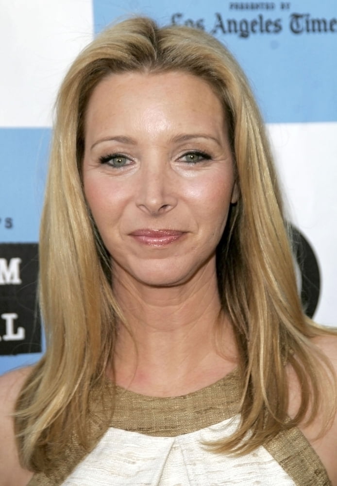 Lisa Kudrow At Arrivals For Kabluey Premiere Photo Print (8 x 10