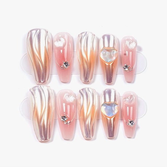 Uñas postizas largas con diseño francés de lunares, lazo y pedrería, hechas a mano