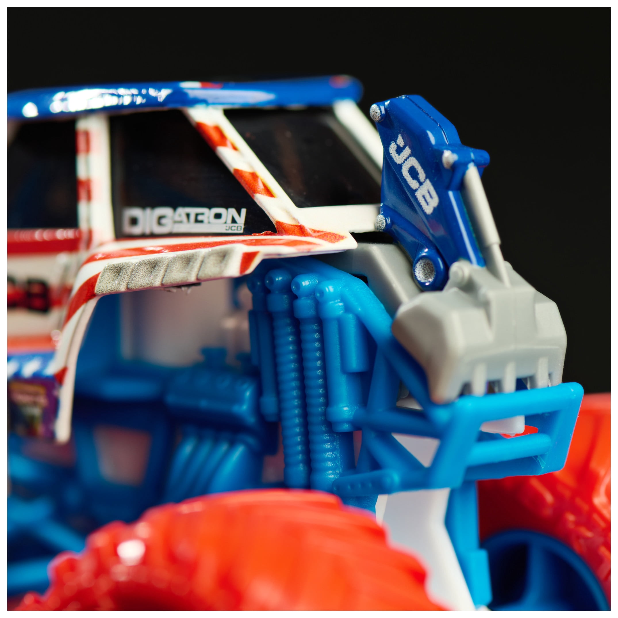 Monster Jam, Grave Digger Vs. Digatron Die-Cast 1:64 Scale Monster Trucks, Boys and Girls Ages 3 and up