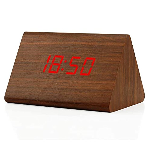 GEARONIC TM Triángulo moderno Madera Alarma de madera Reloj de escritorio digital Termómetro Temporizador clásico Calendario actualizado 2018 LED más brillante Marrón Monstrate SH1106-120