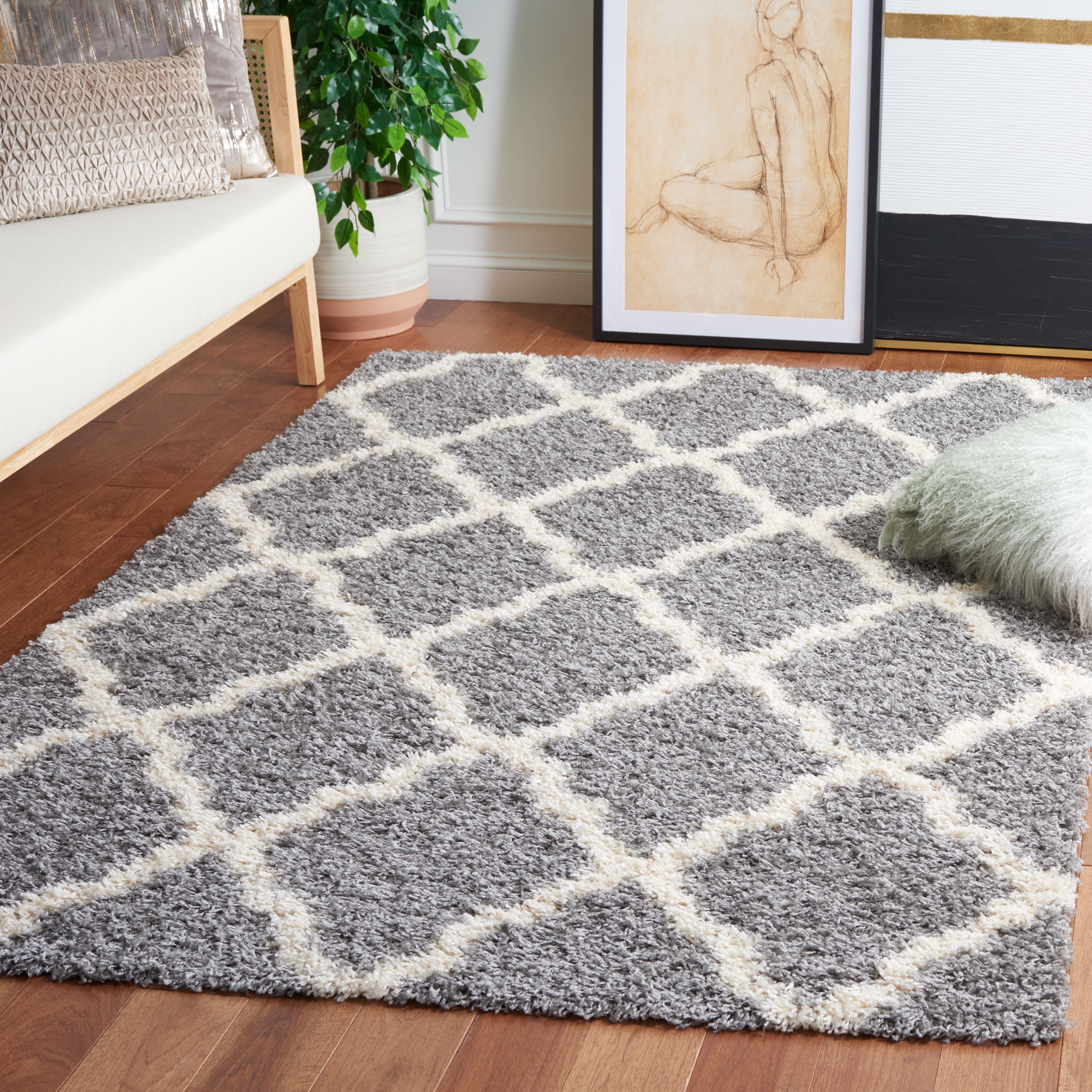 SAFAVIEH Dallas Logan Geometric Shag Area Rug, Grey/Ivory, 6' x 6' Square