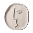 thumbnail image 1 of Jarrones de cerámica blanca con diseño de rostro humano y tallos de flores. El 18.5x18.5cm, 1 of 9