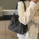 thumbnail image 3 of Bolso Bandolera Hugtrwg Hombro Cuero PU Gran Capacidad Con Correa Ajustable, 3 of 7