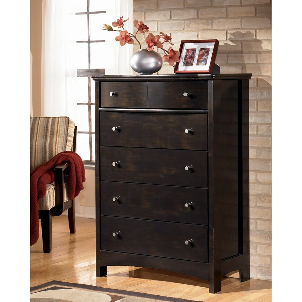Signature Design by Ashley Harmony 5 Drawer Chest