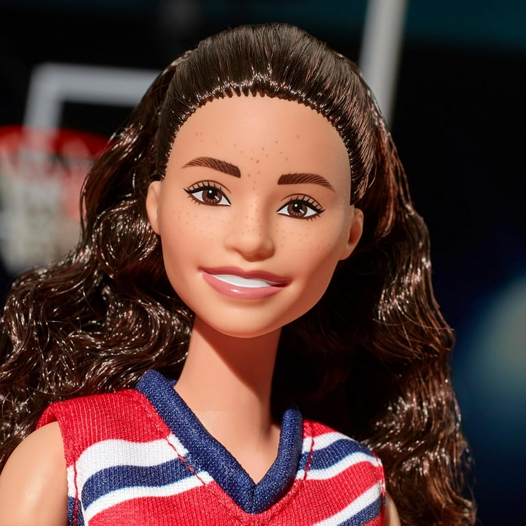 Barbie Signature Sue Bird Doll with No. 10 Uniform Mattel HJW97