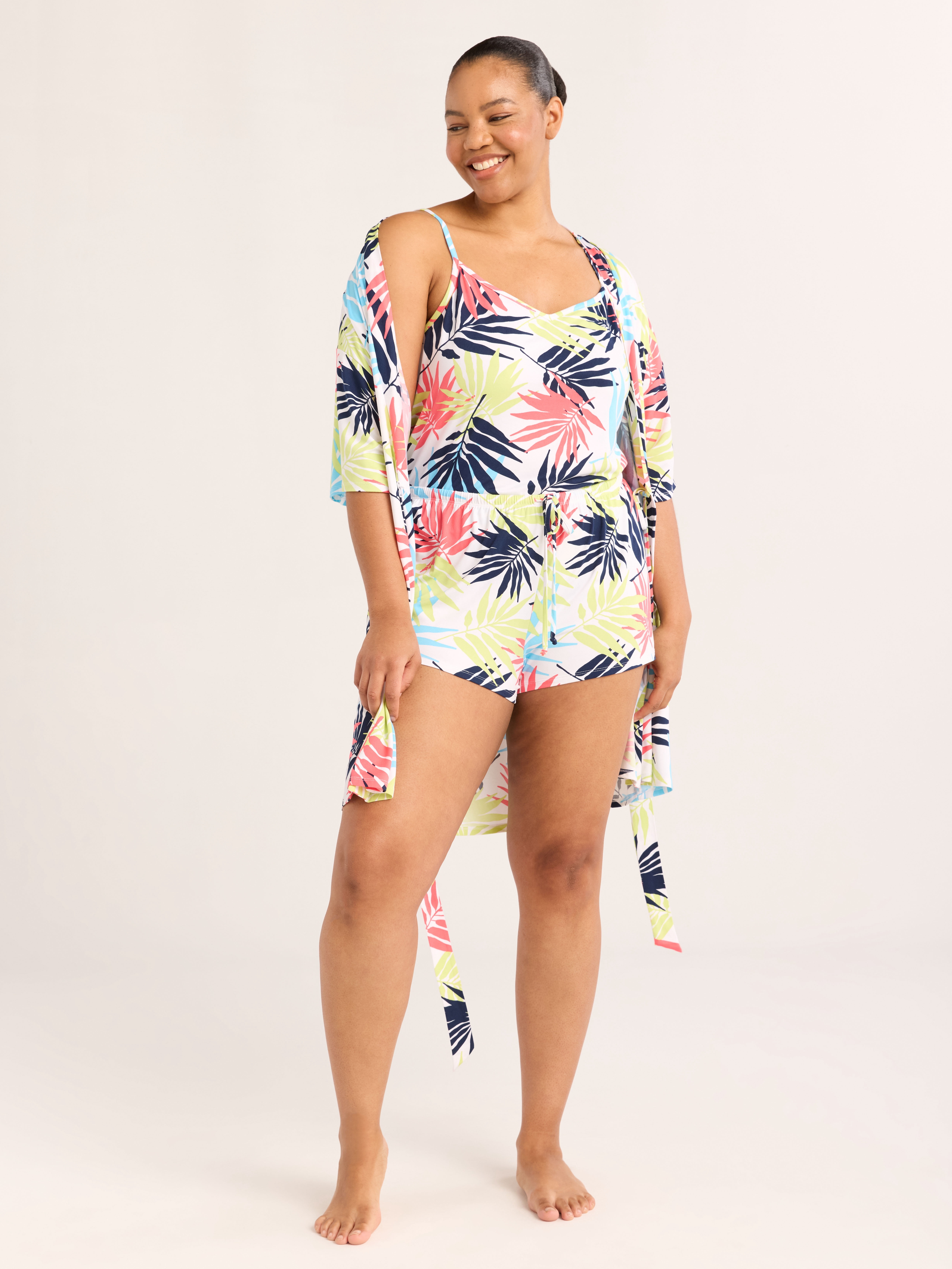 Joyspun Women’s Cami, Shorts, and Robe Travel Pajama Set, 3-Piece, Sizes S-3X