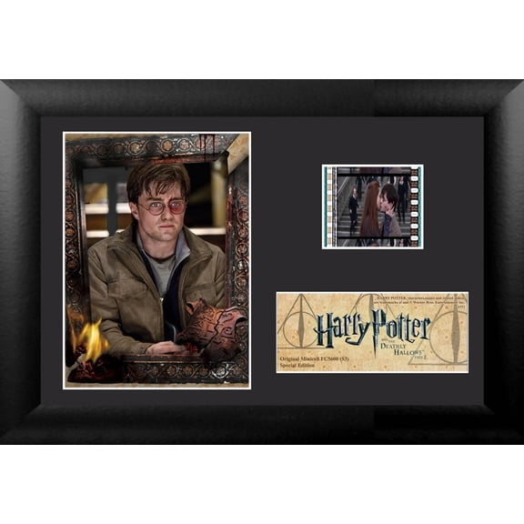 Harry Potter and the Deathly Hallows: Part 2 (Hogwarts Crest) Minicell FilmCells Framed Desktop Presentation USFC5600