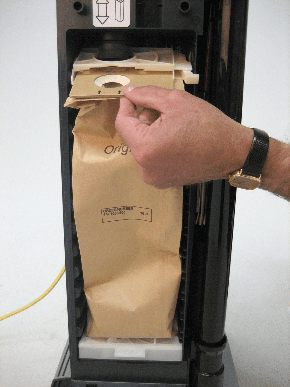 Advance Upright Vacuum