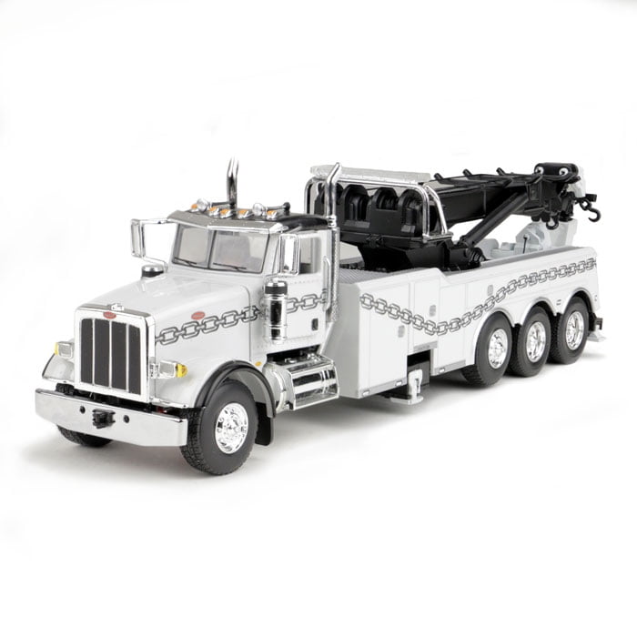First Gear-Pete 367 Century Rotator tow truck  1/50 scale