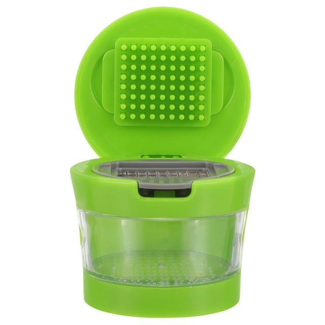 Stainless Steel Garlic Press Hand Tool for Kitchen Use with ABS Material and Portable Size 7.5x7.5x6.5cm Green