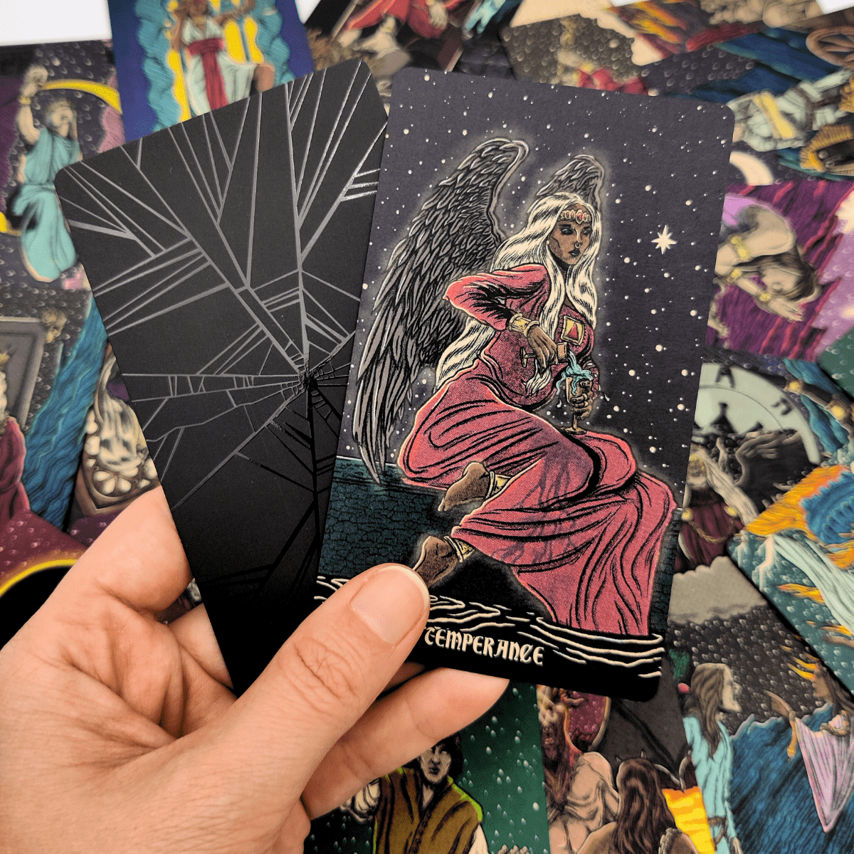La Muci Dark Reflections Tarot Shadow Work Cards Deck, Unique Art Work with Guide Book for Beginners - A Minimalist Tarot Large Deck, Major and Minor Arcana Full Tarot Deck with 78 Cards
