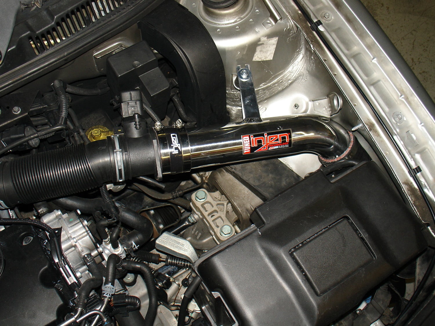 Injen 5/99-03 Volkswagen Jetta/Golf w/ ALH TDI Black Tuned Air Intake w/ MR Tech Fits select: 2000 VOLKSWAGEN GTI