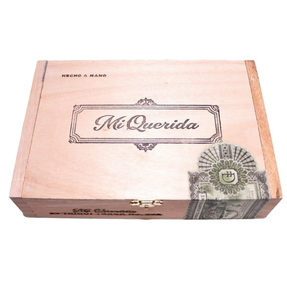Mi Querida Triqui Traca No. 552 Empty Wood Cigar Box 9" x 6" x 2"
