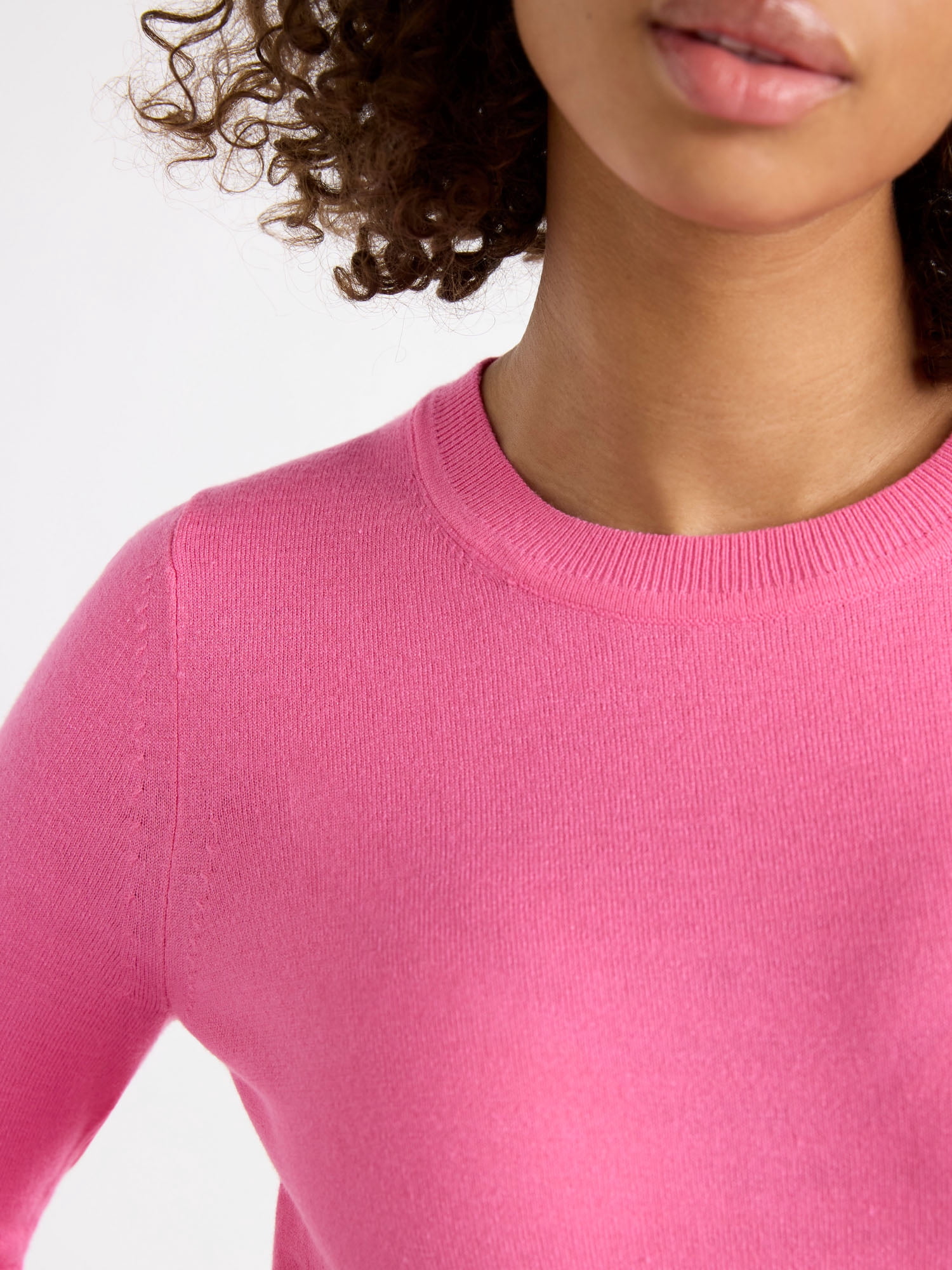 Free Assembly Women’s Cozy Yarn Crewneck Sweater with Long Sleeves, Lightweight, Sizes XS-XXXL