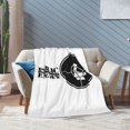 thumbnail image 5 of Manta de franela con diseño de música pública y enemigos, elegante manta para una siesta, edredón de invierno para las cuatro estaciones, antimicrobiano, con control de olores, ligero y antiestático,, 5 of 5