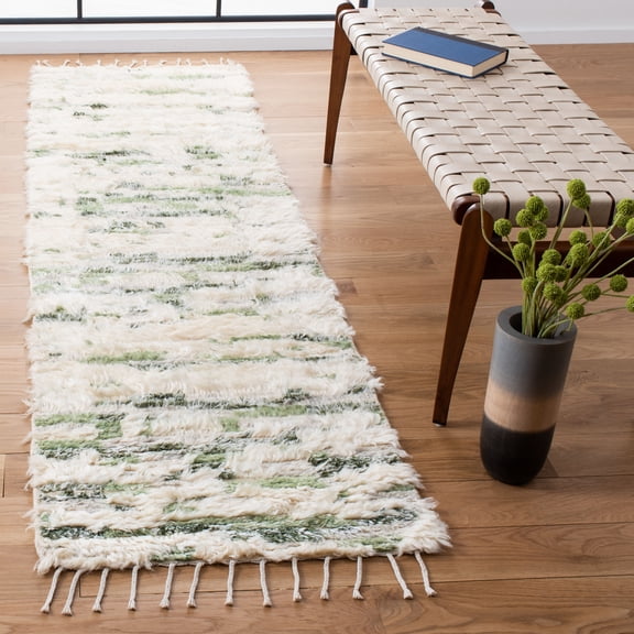 Safavieh Manhattan Ben Abstract Runner Rug, Ivory/Green, 2'3" x 8'