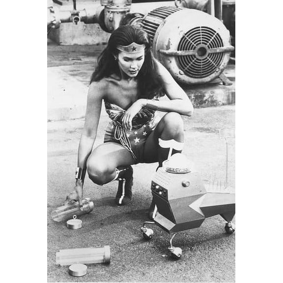 Wonder Woman B&W Lynda Carter 24X36 Poster