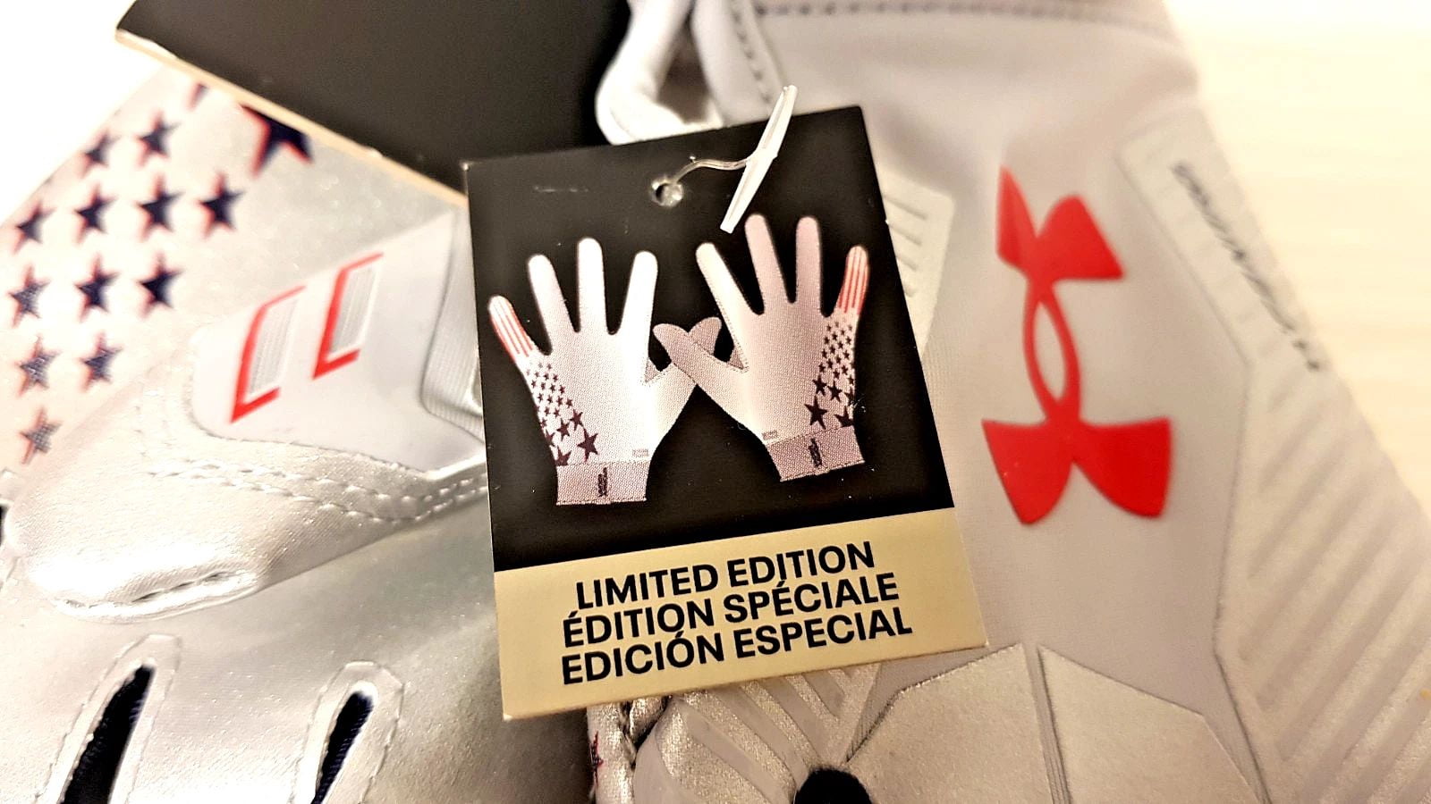 Under Armour UA F9 NITRO LE Gray/Blue Football Reciever Gloves