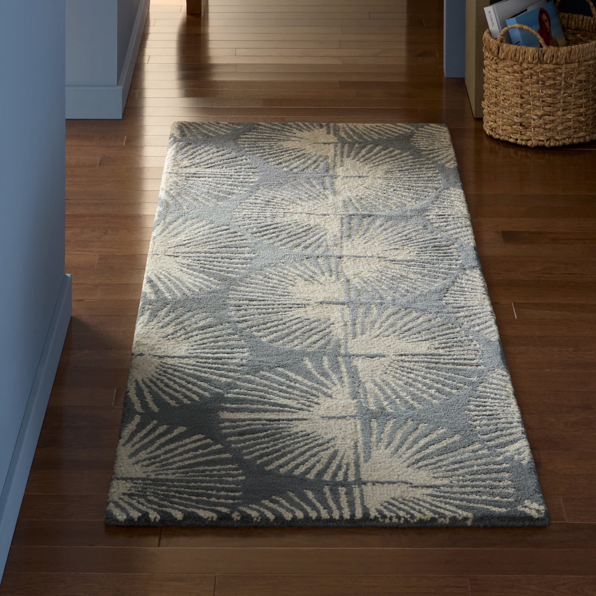 NICOLE MILLER NEW YORK Kendall Slinky Geo Handcrafted Runner Area Rug, 100% Wool Rug, Grey, 2'5"x7"