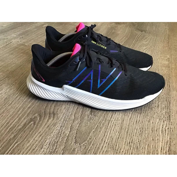 NEW BALANCE Mens FUELCELL PRISM V2 Running Size 13 Black Violet MFCPZLB2 Sneaker
