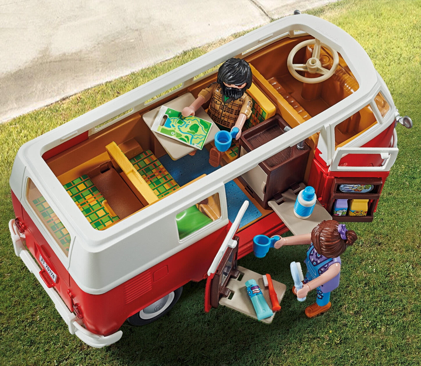 Playmobil Safari Car and Bus Camper Van in Toy Vintage Old Ancient  Campervan for Kids Editorial Photo - Image of entertainment, emblem:  238088591