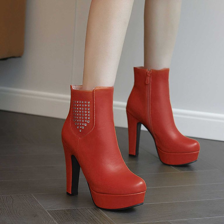 chinese dress ladies Corral Women's Red Stud and Fringe Bootie