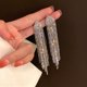 thumbnail image 3 of Pendientes de plata S925 con forma de aguja y diamantes geométricos en forma de triángulo, con borlas largas, ideales para uso diario, 3 of 5