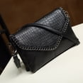 thumbnail image 2 of Qarigey Bolso de hombro para mujer, bandolera de Color sólido, bolso de almacenamiento, estuche de viaje, cierre de cremallera, bolsos de moda para Carteras Negro Pequeño Qarigey AP013844-04, 2 of 6