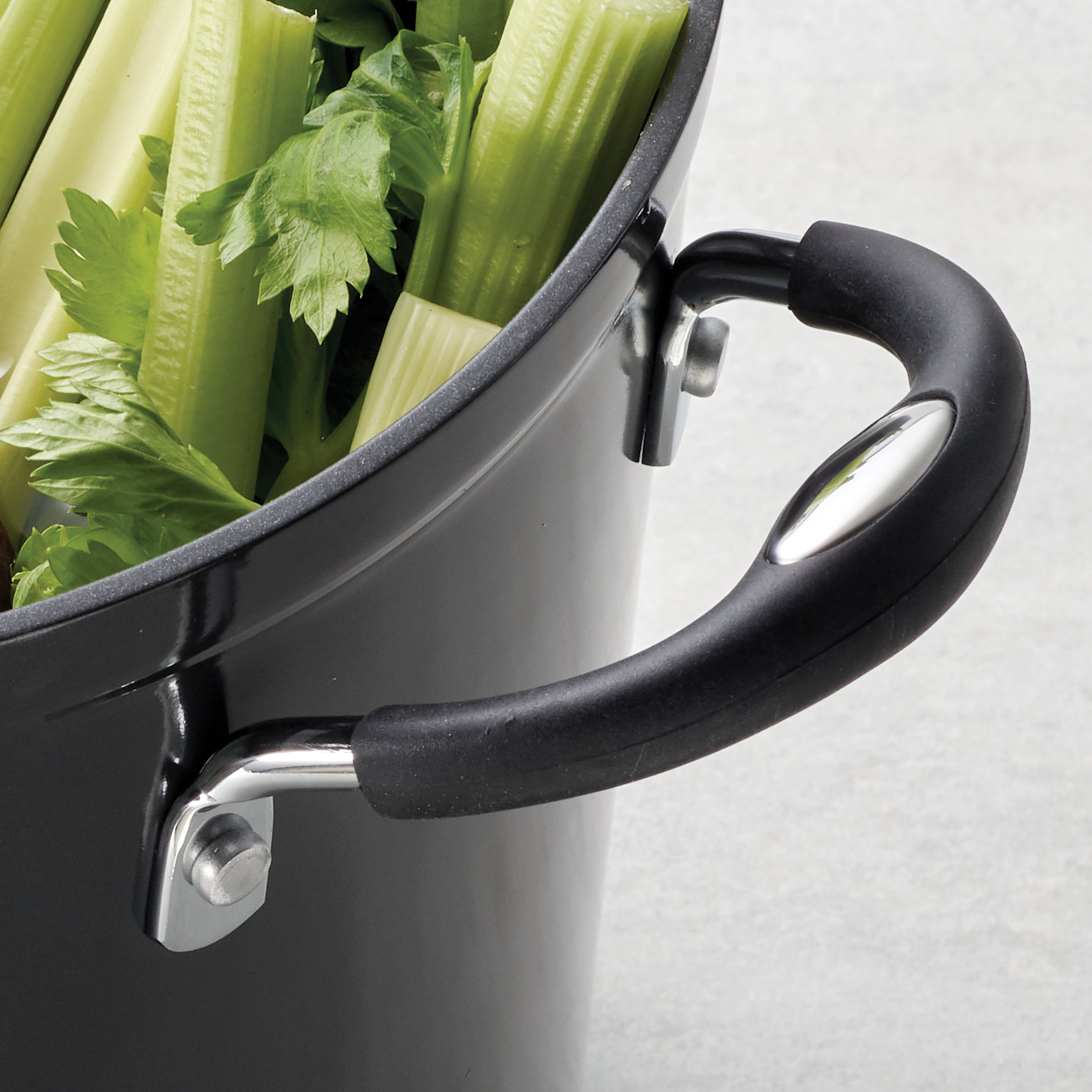 Tramontina 8 Qt Nonstick Covered Stock Pot photo 4
