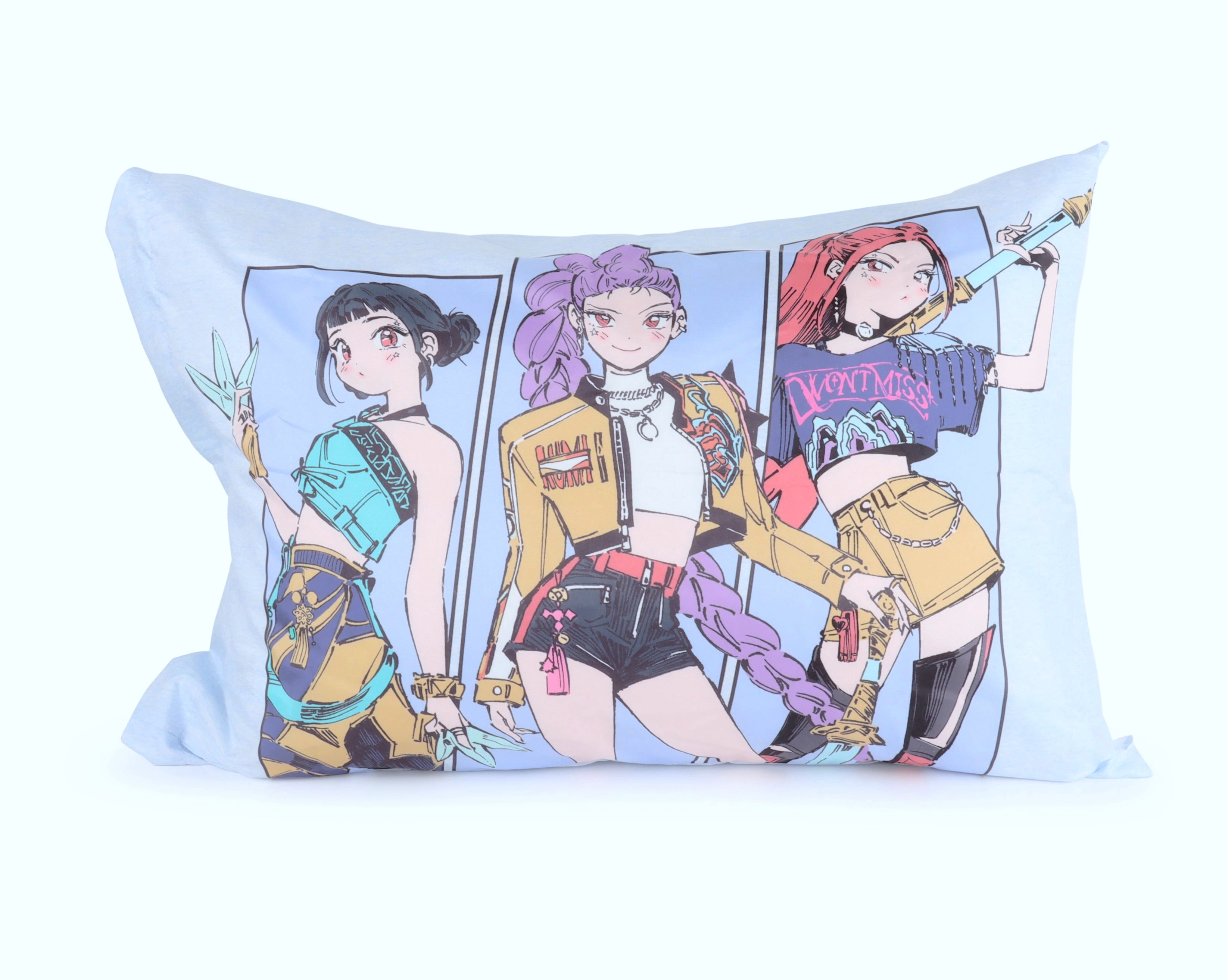 K-Pop Demon Hunters 2-Piece Twin/Full Reversible Comforter and Pillowcase Set