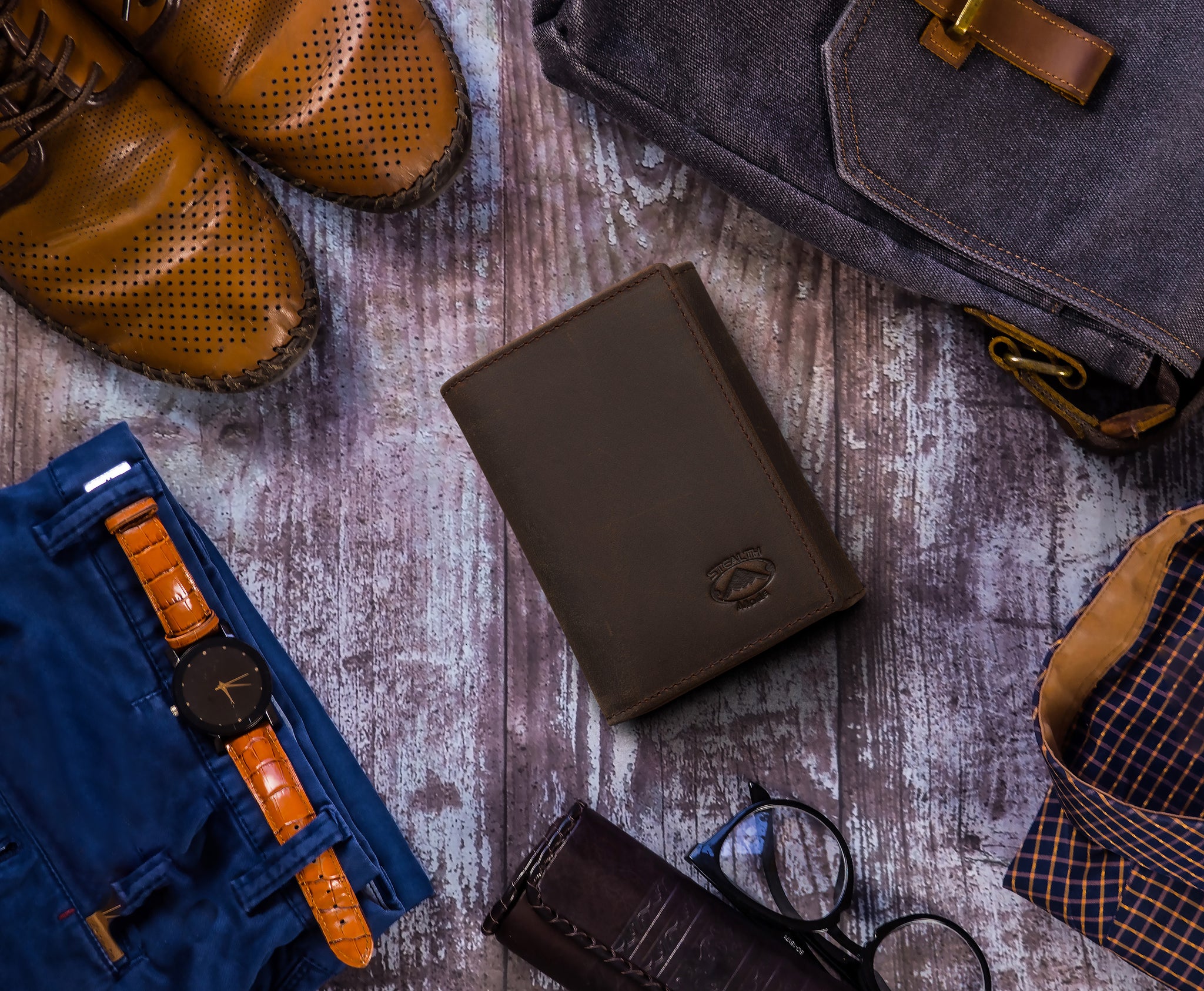 Stealth Mode Trifold Leather Wallet photo 2