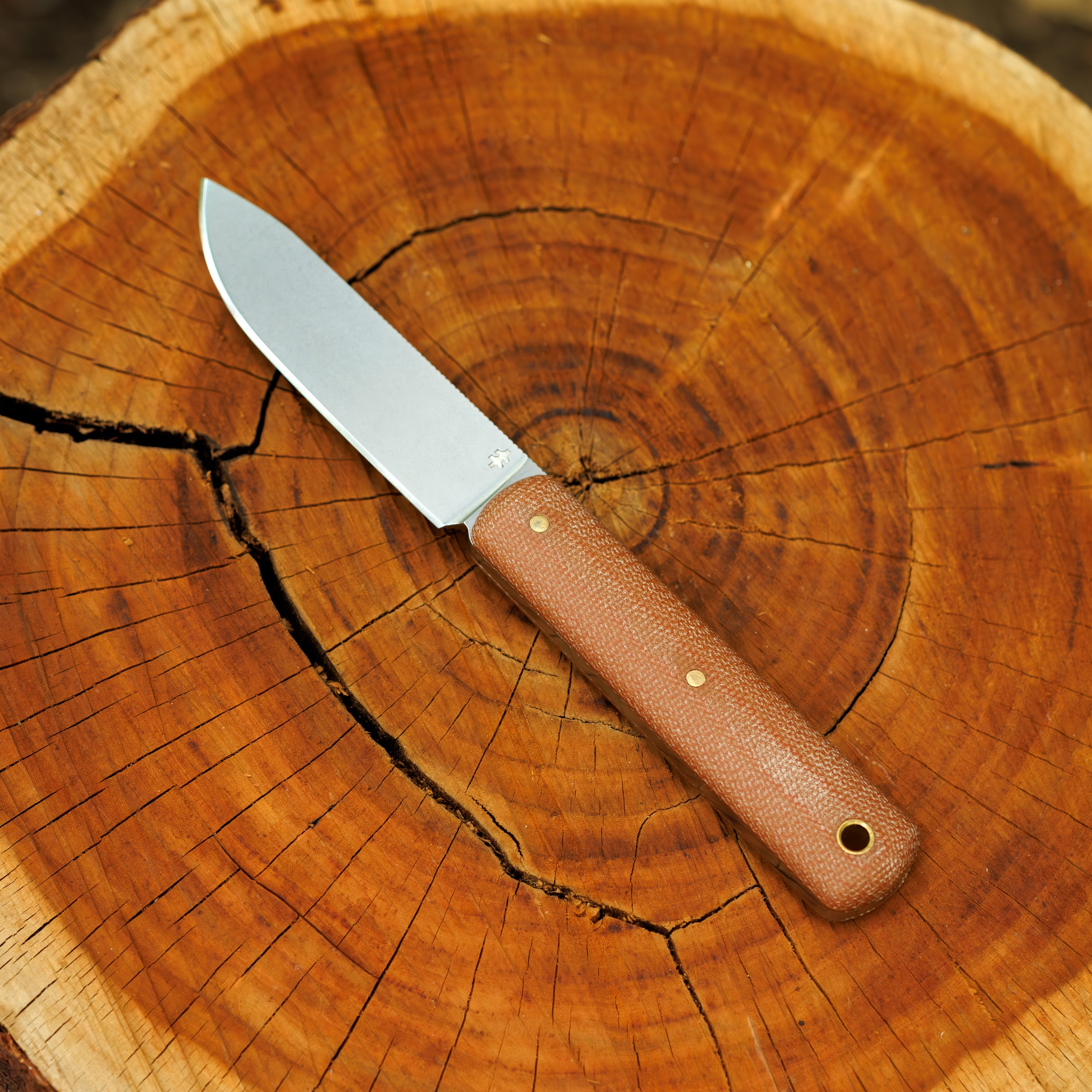Swiss Tech Haltbar Knife with a VG-10 Full Tang Steel Blade and Canvas Micarta Handle