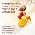 thumbnail image 3 of Vela Bath & Body Works Champagne Toast con 3 Mechas, Paquete de 2, 3 of 7