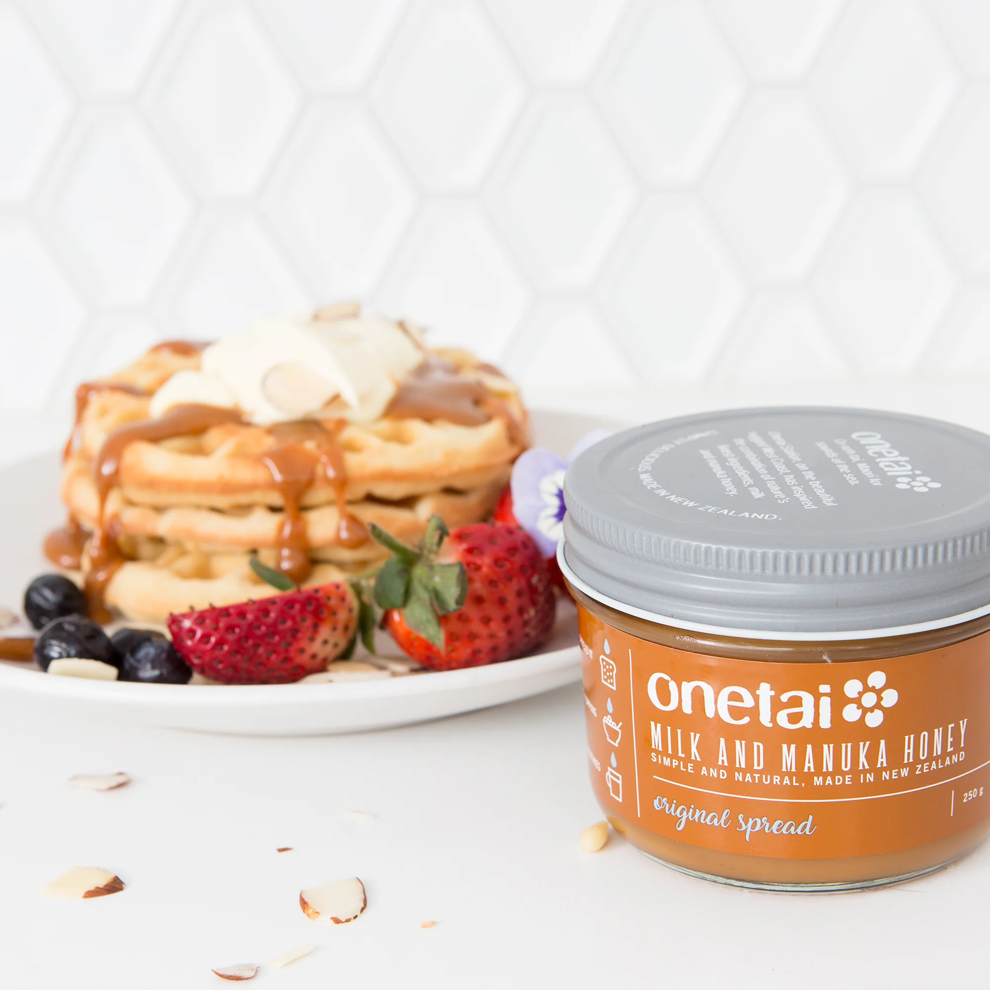 Pack-10 Milk and Manuka Honey Onetai Original Spread, Simple and Natural Blend 250 gr