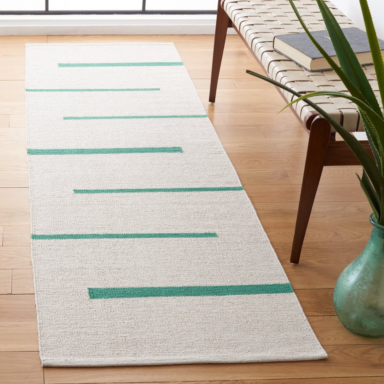 SAFAVIEH Montauk Oswald Geometric Striped Cotton Area Rug, Ivory/Dark Green, 9' x 12'