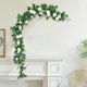 thumbnail image 3 of Guirnalda de flores artificiales con hojas verdes para colgar en interiores y exteriores, para pared, hogar, habitación, jardín, boda, verano, porche, terraza, balcón., 3 of 6