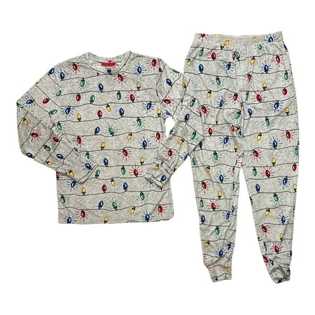 

Holiday FamJams Women s Long Sleeve 2-Piece Pajama Set (M)