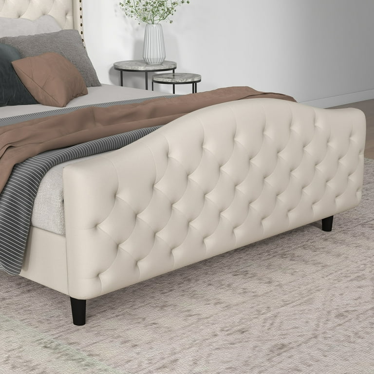 Cushion Back Wooden Bed Headboard, Bed Size: 5x6 Feet