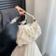 thumbnail image 1 of Bolso de hombro de moda para mujer Bolso bandolera de nubes Bolso de perlas plisado (Blanco), 1 of 5