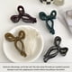 thumbnail image 5 of Qarigey Temperamento femenino pelo garra acrílico tiburón Clips pasadores sombreros Accesorio para el cabello Gris, 5 of 6