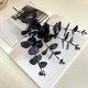 thumbnail image 4 of 14 piezas de ramas de flores artificiales negras para Halloween, centros de mesa y decoraciones de interior., 4 of 8