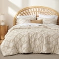 thumbnail image 1 of Juego de edredón Bedsure Boho Queen Beige con mechones, 3 piezas, 1 of 7