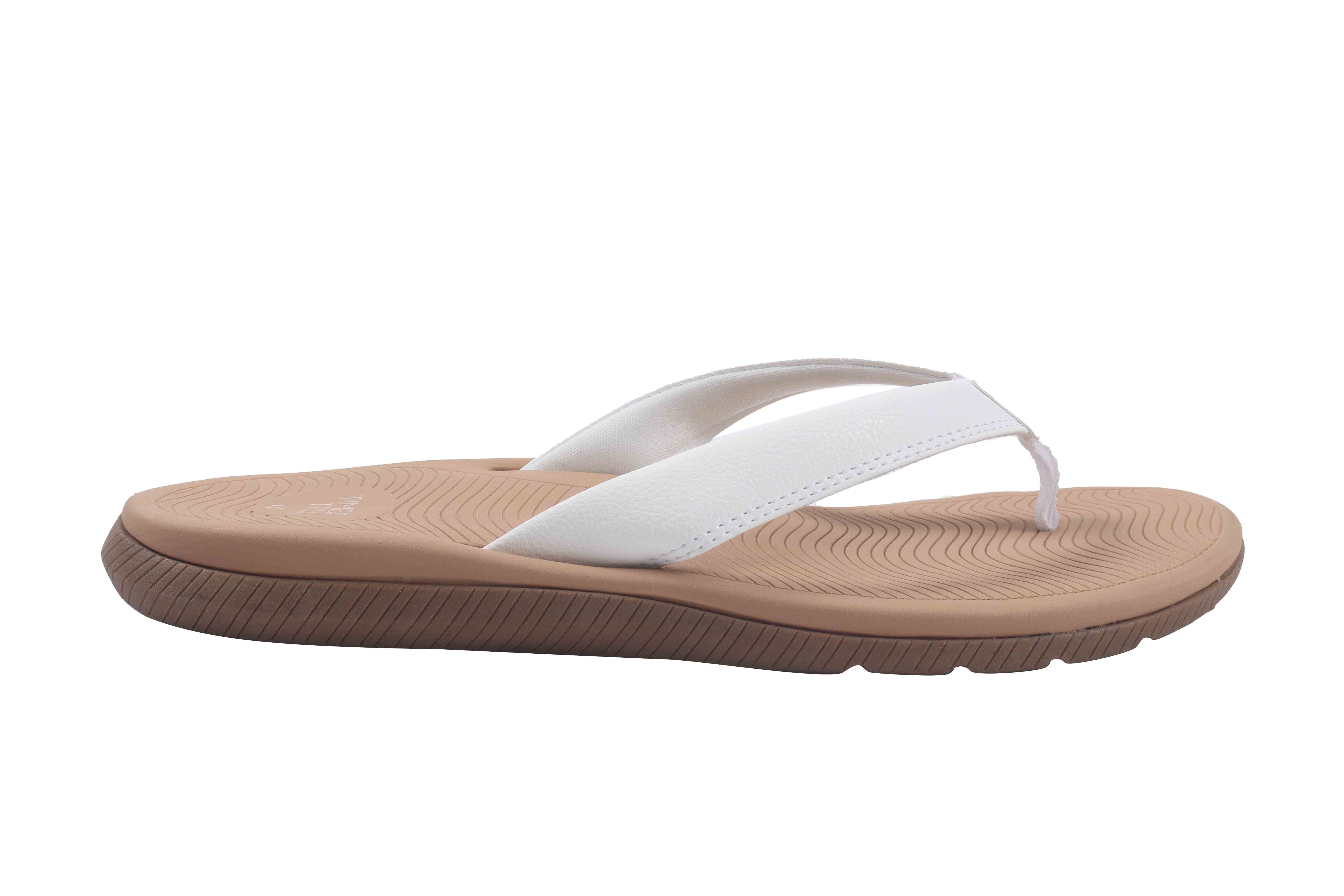 Time and Tru Women's Flip Flop Sandals