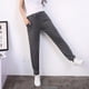 thumbnail image 4 of Pantalones deportivos ligeros para mujer, cómodos, con cordón ajustable, para entrenamiento, yoga y running, con bolsillo., 4 of 8