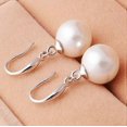thumbnail image 5 of Pendientes colgantes de perla con gancho para mujer, regalo de joyería, 1 par, 5 of 5