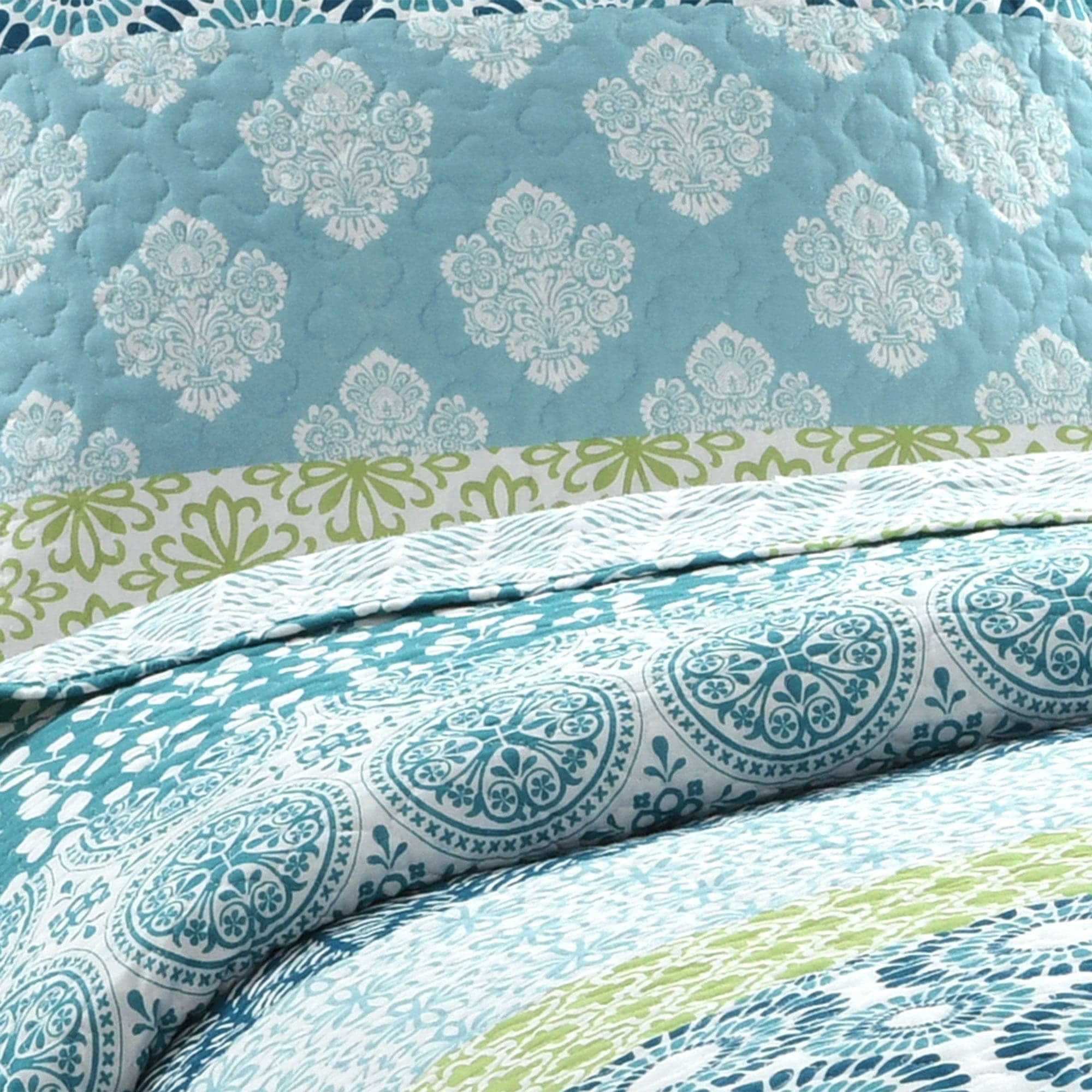 The Curated Nomad La Boheme 3-piece Striped Patterned Quilt Set Navy/Blue King Striped
