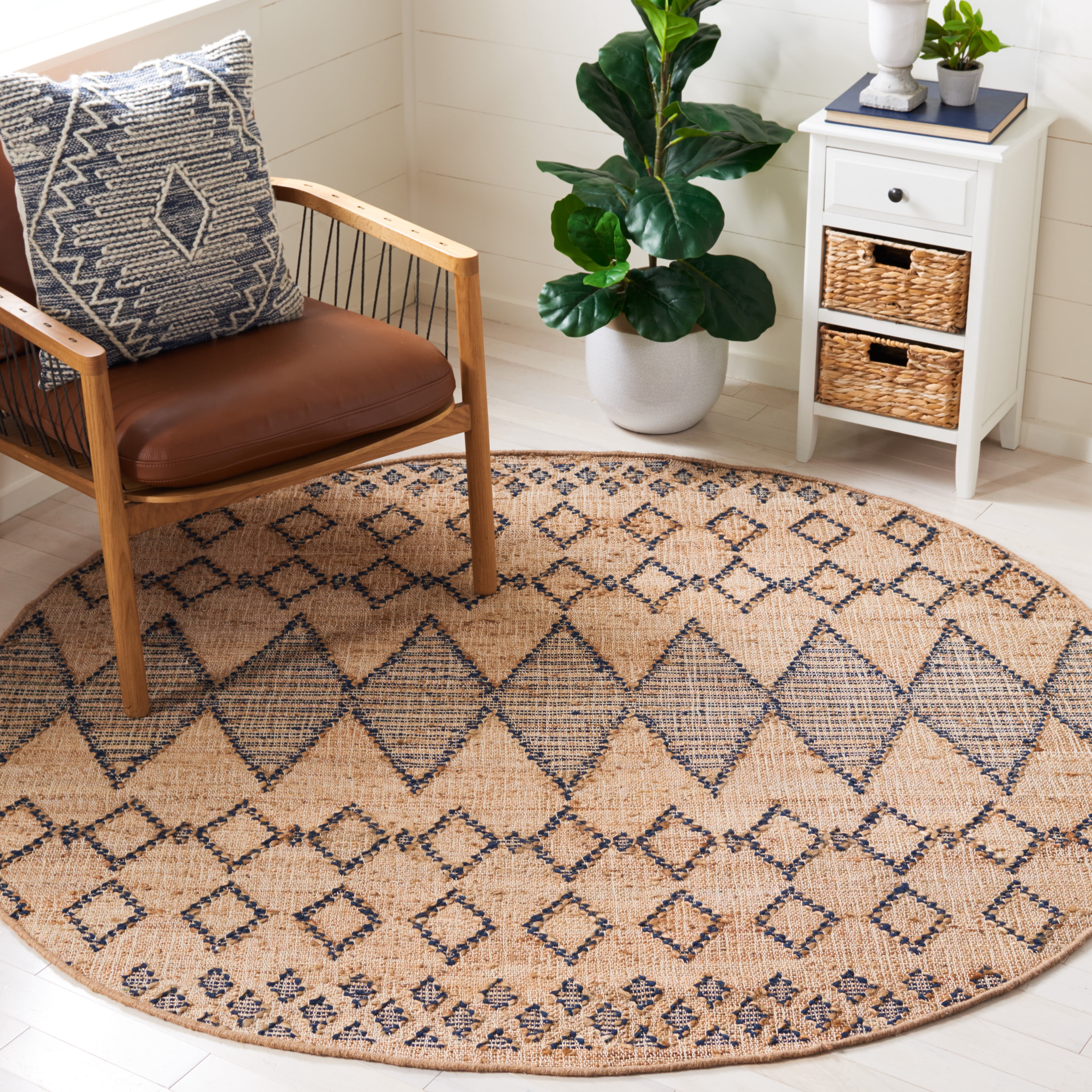 SAFAVIEH Natural Fiber Mia Geometric Area Rug, Blue/Natural, 6' x 6' Round