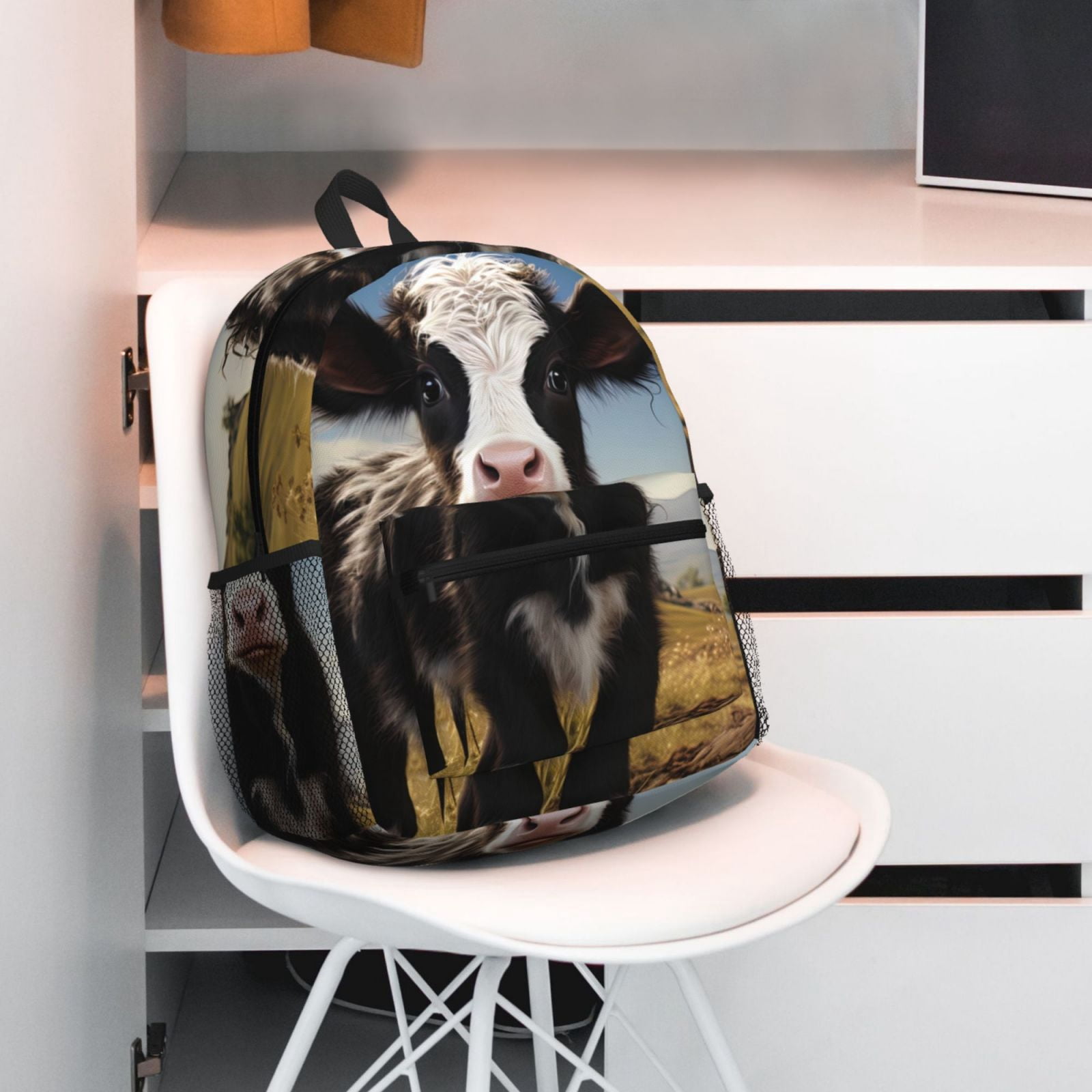 Ratiio Cute Prairie Cow Print Casual Backpack for Men and Women, Water Resistant Oxford Fabric School Bag Lightweight Travel Daypack