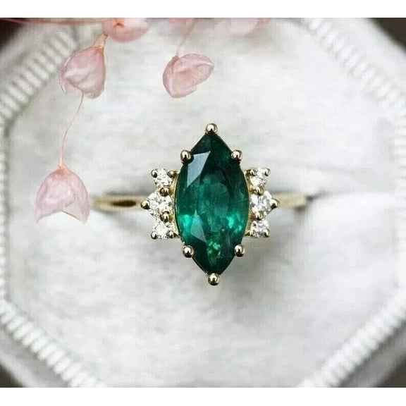 2Ct Marquise Cut Lab-Created Green Emerald Women's Wedding Ring 14K Yellow Gold Plated